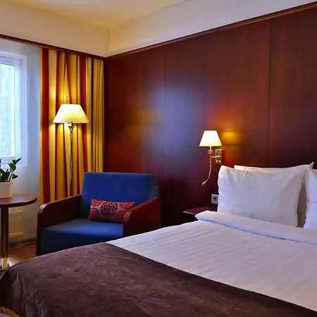 Kalliohovi ホテル ラウマ