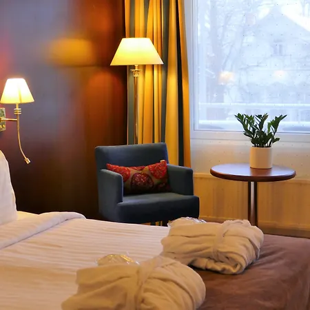 Kalliohovi - Ilmastoidut Huoneet - 4*