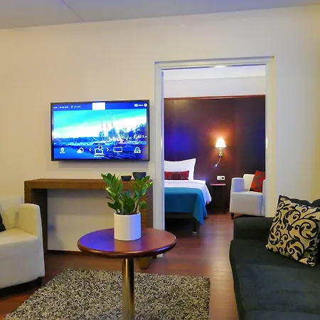 Kalliohovi - Ilmastoidut Huoneet - 4* راوما