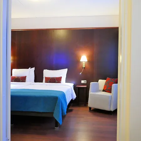 Kalliohovi - Ilmastoidut Huoneet - 4* راوما