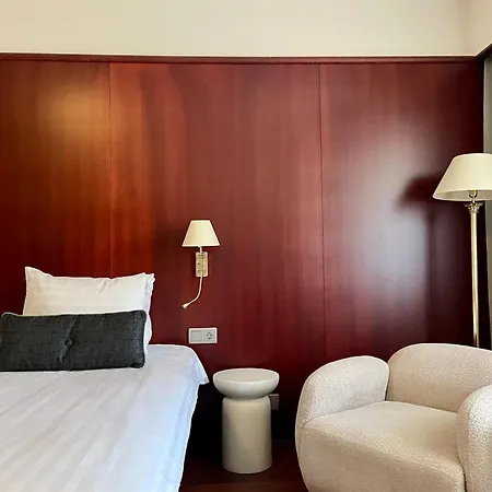 Kalliohovi - Ilmastoidut Huoneet - 4* راوما