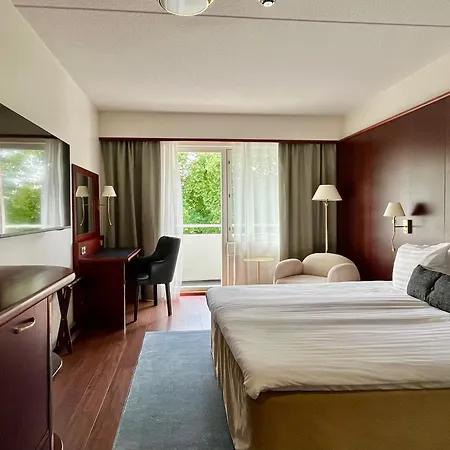 Kalliohovi - Ilmastoidut Huoneet - 4*