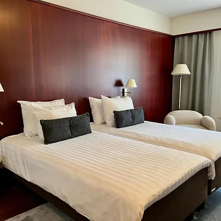 Kalliohovi - Ilmastoidut Huoneet - 4* راوما