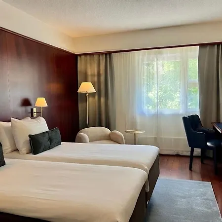 Kalliohovi 4*