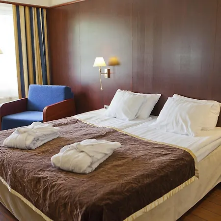 Kalliohovi ホテル 4*