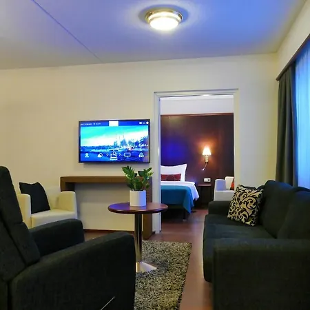 Kalliohovi ホテル ラウマ