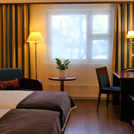 ホテル Kalliohovi